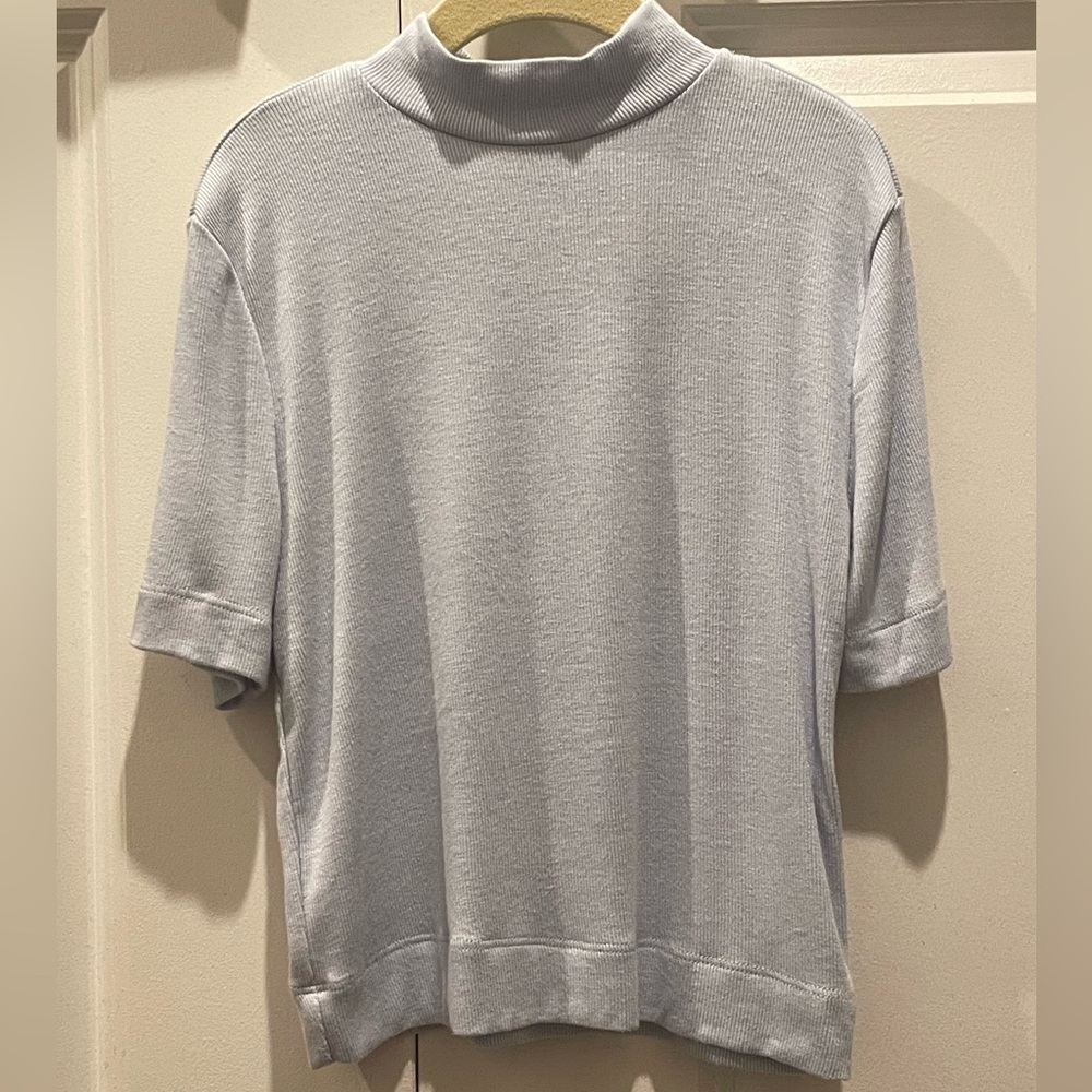 Aritzia Babaton Gonzalo T-shirt Cement Blue Sz XS NWOT